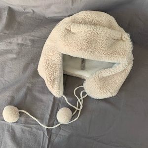 Charlotte Russe white ushanka hat //os